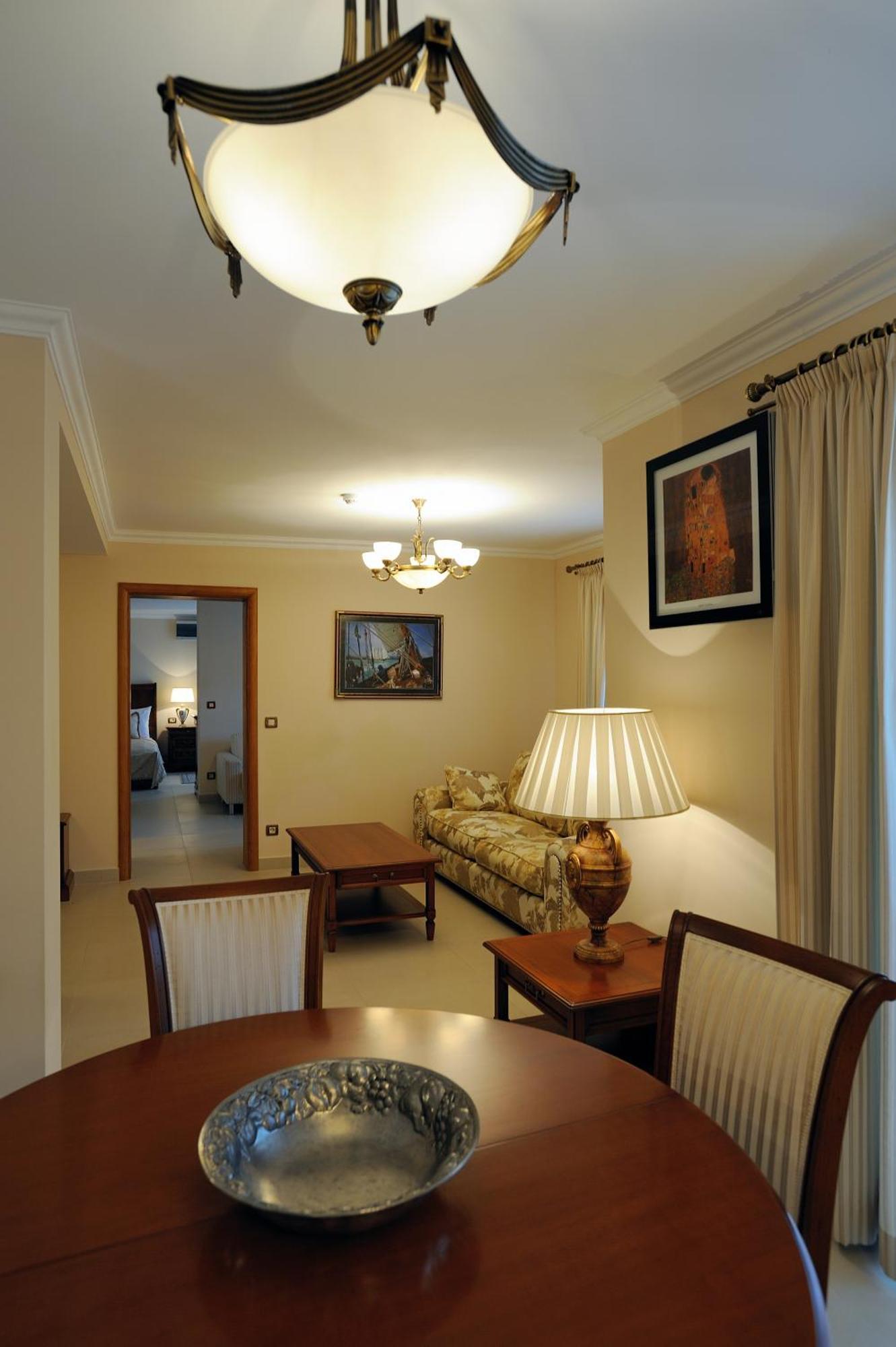 Hotel Solitudo Uble Luaran gambar