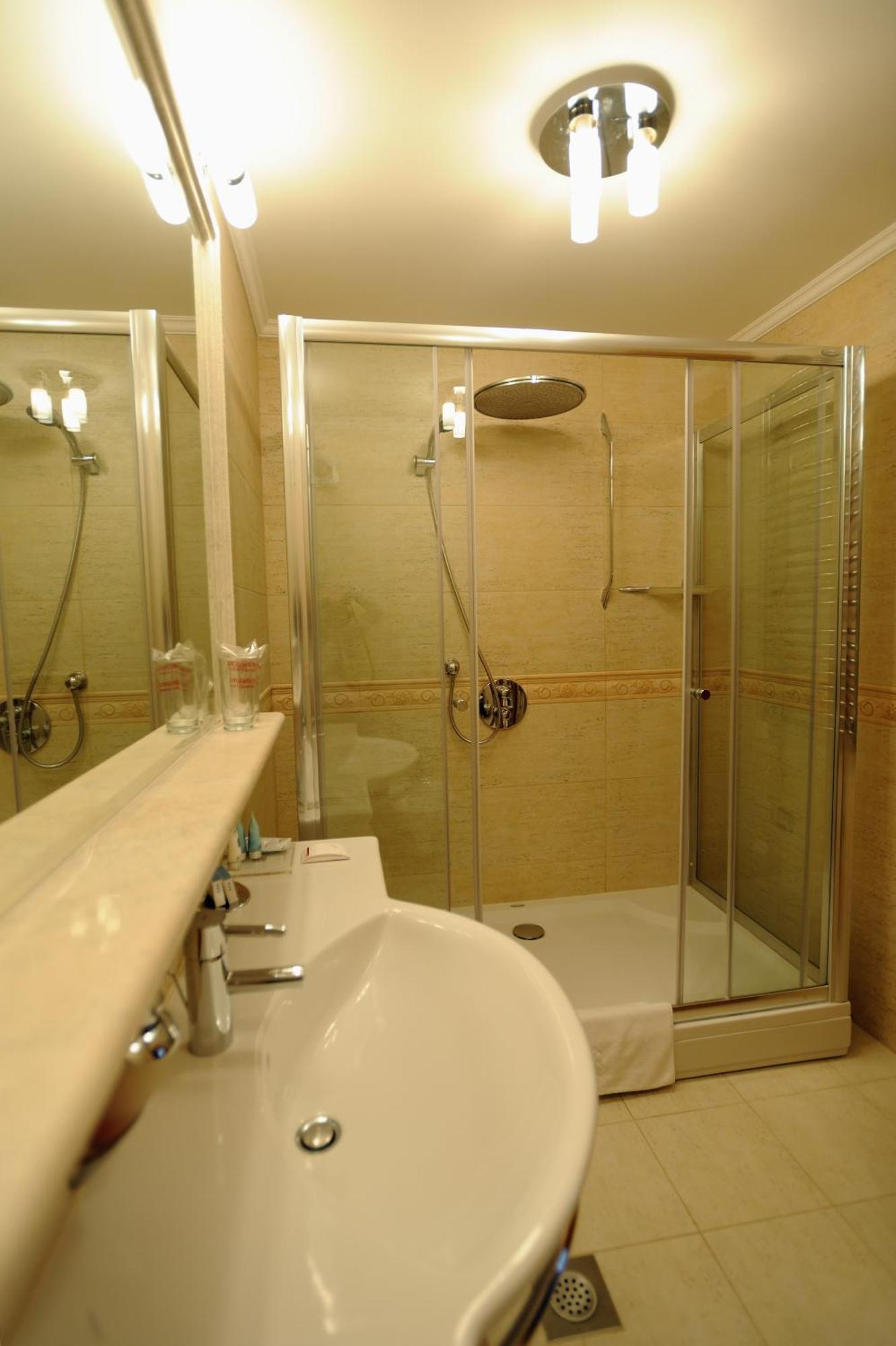 Hotel Solitudo Uble Luaran gambar